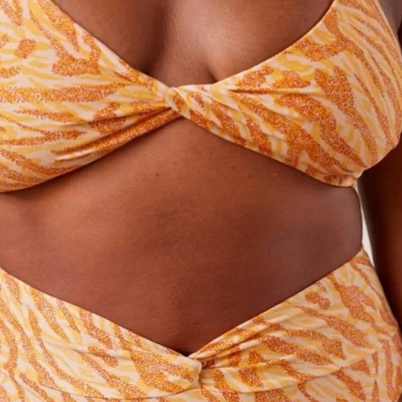 Aerie Twist Scoop Neck Bikini Top Sz XL - Picture 2 of 6